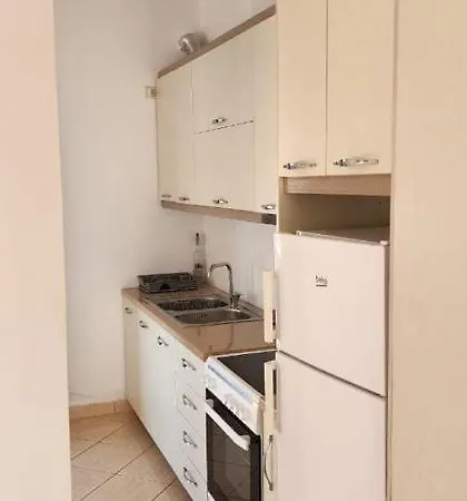 Lilo's Place * Sarandë